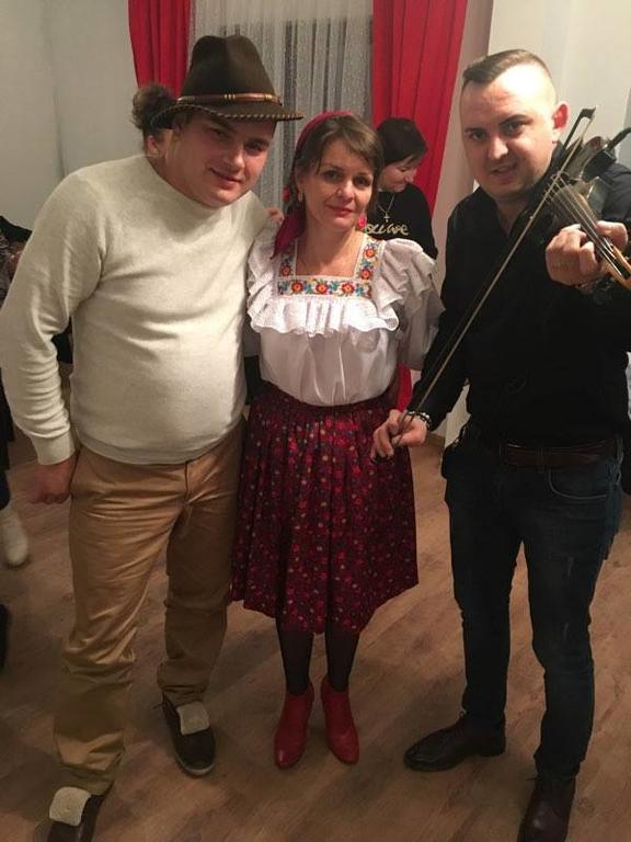 Pensiunea Vasilica Ceterasu Onceşti Exteriör bild