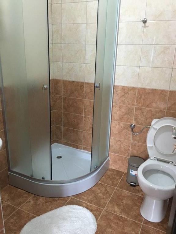 Pensiunea Vasilica Ceterasu Onceşti Exteriör bild